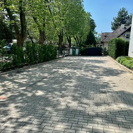 Azur Port Balaton * שיופוק